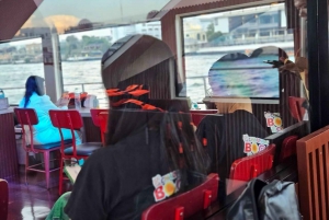 Bangkok: Crucero en barco por el Chao Phraya con bebidas ilimitadas