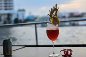 Bangkok: Crucero en barco por el Chao Phraya con bebidas ilimitadas