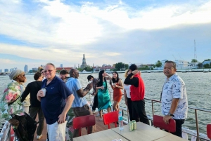 Bangkok: Crucero en barco por el Chao Phraya con bebidas ilimitadas