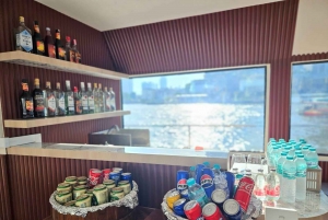 Bangkok: Crucero en barco por el Chao Phraya con bebidas ilimitadas