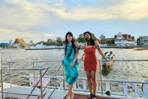 Bangkok: Crucero en barco por el Chao Phraya con bebidas ilimitadas