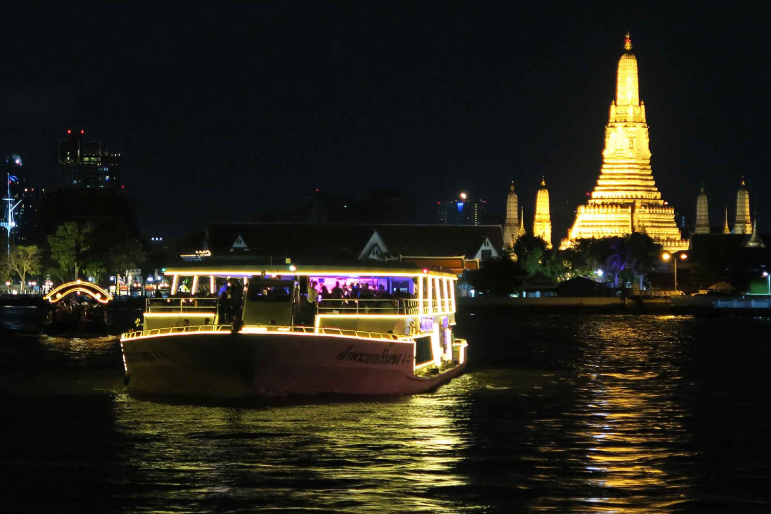 Bangkok: Chao Phraya Princess Cena en Crucero y Traslado al Hotel