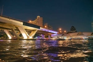 Bangkok: nocny rejs po rzece Chao Phraya łodzią long tail