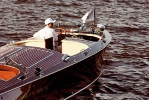 Bangkok: Crociera privata in barca Hacker sul fiume Chaophraya