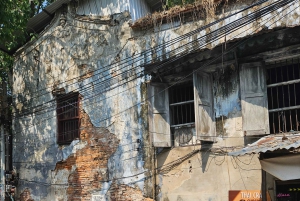 Bangkok: Chinatown Tour with Street Art, Sky Bar & Food