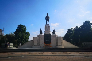 Bangkok: CHOB Day Walking Tour (Talking + Walking + Eating)