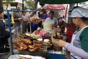 Bangkok: CHOB Day Walking Tour (Talking + Walking + Eating)