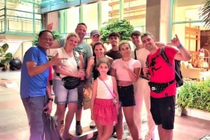 Bangkok: CHOB TUK TUK Ride + Canal Tour + Foods Tasting