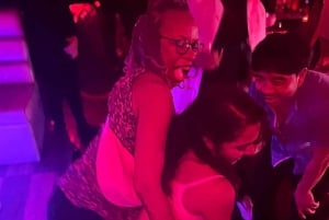 Imprezowa wycieczka po klubach Bangkoku: odkrywaj, łącz się i baw się na całym świecie