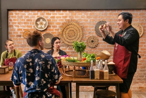 Banguecoque: Aula de culinária com visita ao mercado e passeio de Tuk Tuk
