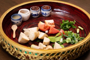 Banguecoque: Aula de culinária com visita ao mercado e passeio de Tuk Tuk