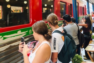 Bangkok: Damnoen Saduak and Mae Klong Train Markets