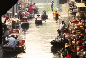 Bangkok: Damnoen Saduak Floating & Train Market Private Tour