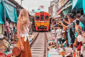 Bangkok: tour di 1 giorno al Grand Palace e al mercato galleggiante con trasferimento