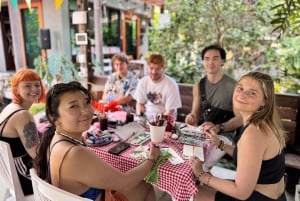 Bangkok: tour di 1 giorno al Grand Palace e al mercato galleggiante con trasferimento