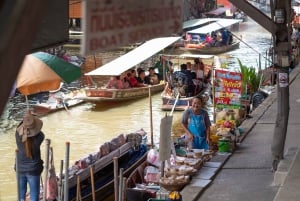 Bangkok: Damnoen Saduak and Maeklong Railway Market Tour