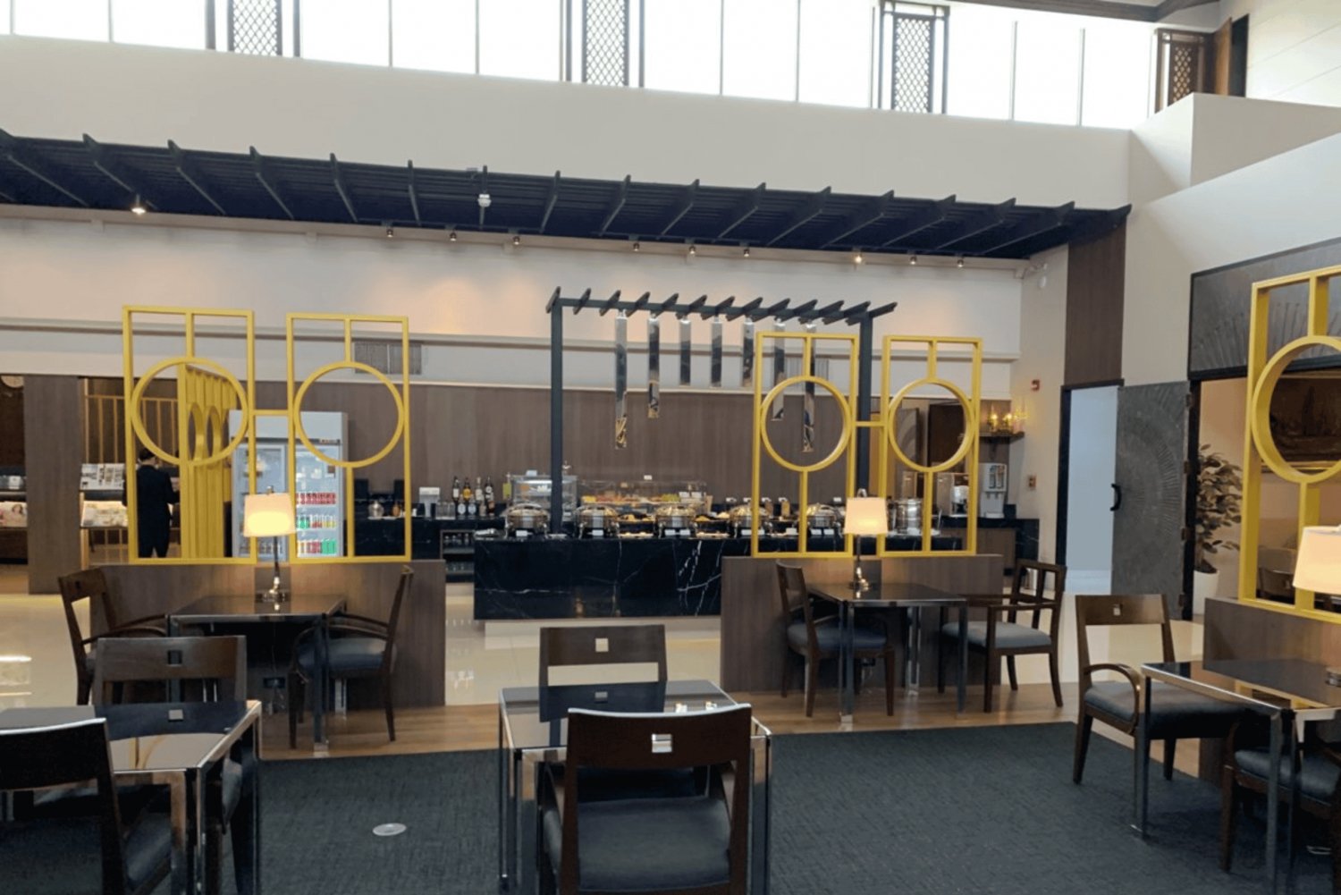 Bangkok: Don Mueang Airport: 2-Hour Miracle Lounge Access