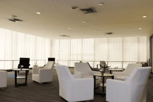 Bangkok: Don Mueang Airport Miracle Lounge Access