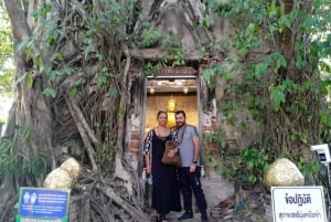 Bangkok: Dragon Temple, Roots Temple and Amphawa in spanish