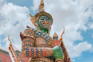 Bangkok: Elegant Grand Palace & Wat Pho - Private Tour