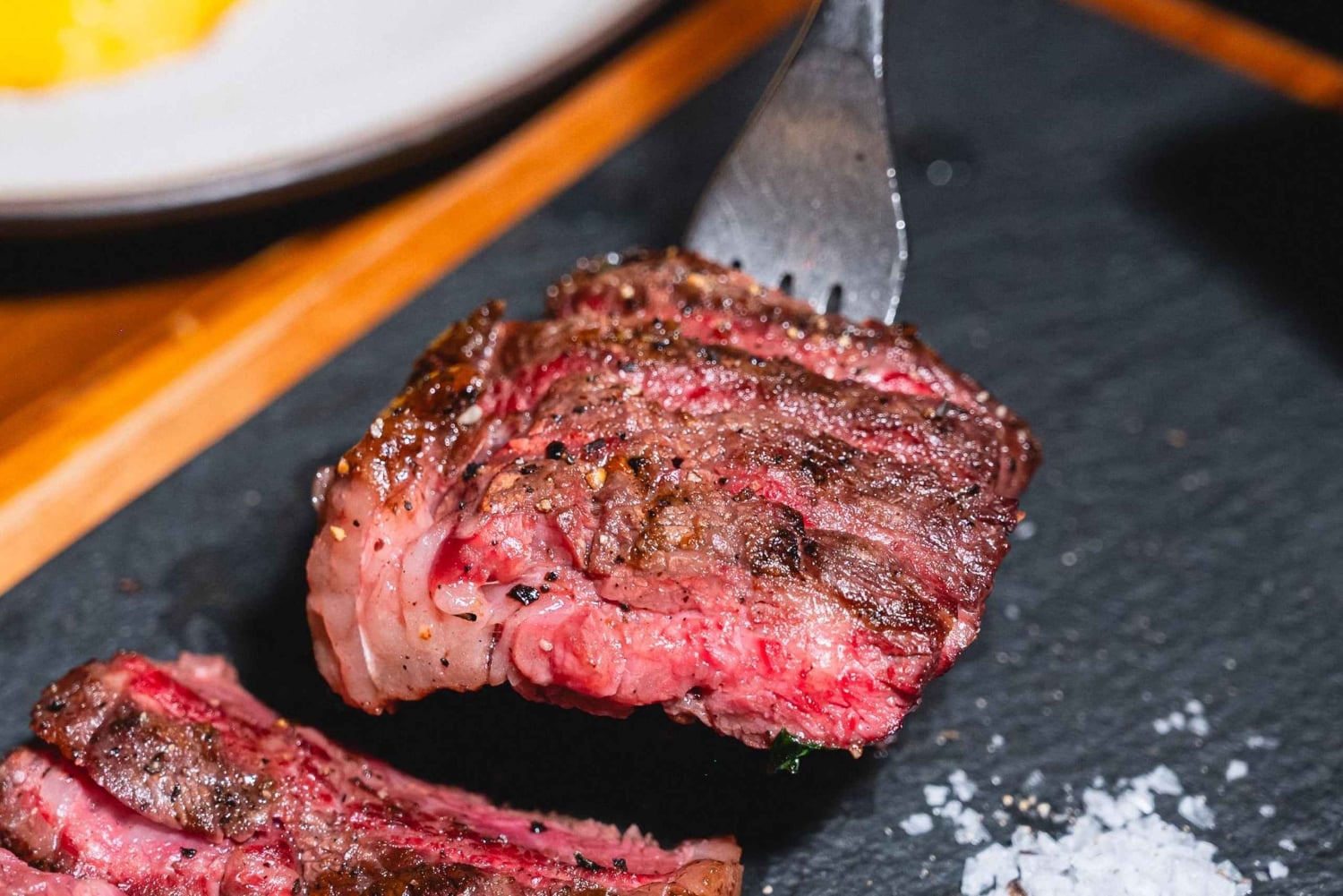 Bangkok: Escape Rooftop Bar på The Emquartier F&B-paket