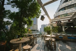 Bangkok: Escape Rooftop Bar på The Emquartier F&B-paket