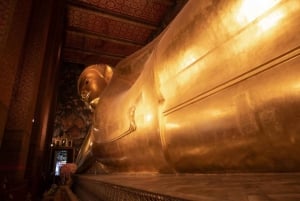 Bangkok : Visite nocturne avec Wat Arun, Wat Pho et promenade en Tuk Tuk
