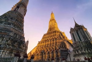 Bangkok: Visita nocturna con Wat Arun, Wat Pho y paseo en Tuk Tuk