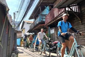 Bangkok: Backstreets and Hidden Gems Bike Tour