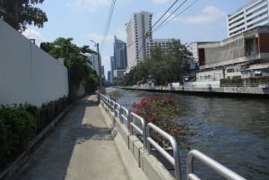 Bangkok: Explore Local Culture in the City by Bike