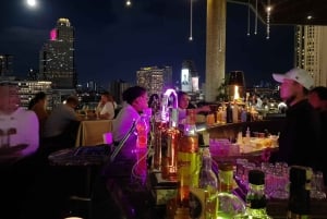 Bangkokissa: Fallabella River Front Iconsiam