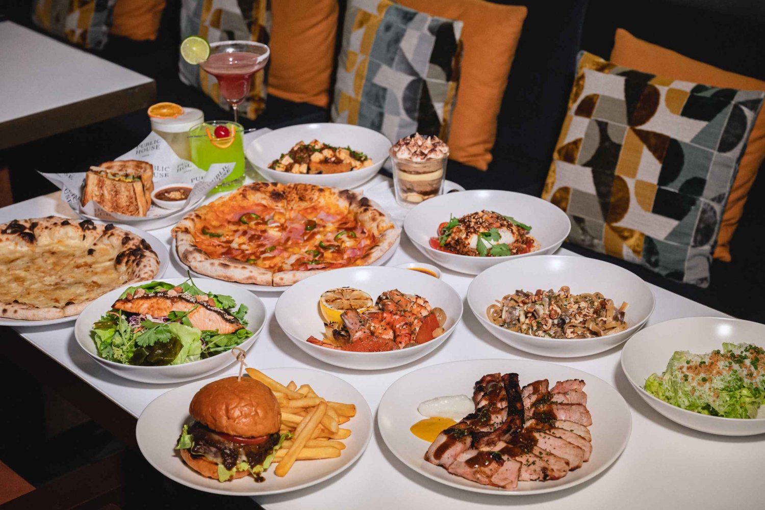 Bangkok: Fest At Public House Sukhumvit 31 Hotel