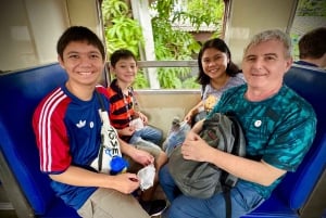 Bangkok : marché flottant et marché du train