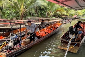 Bangkok: Floating Market & Railway Market with Hotel Pick Up