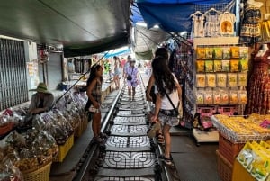 Bangkok: Floating Market & Railway Market with Hotel Pick Up