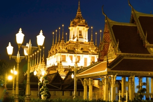 Bangkok: Mercado das flores e tour gastronómico noturno em Tuk Tuk
