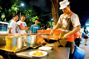 Bangkok: Mercado das flores e tour gastronómico noturno em Tuk Tuk