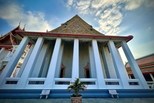 Bangkok: Flower Market, Heritage Short Tour with Thai Buffet