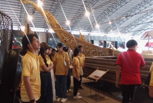 Bangkok: Flower Market, Klongs, and Royal Barges Tour