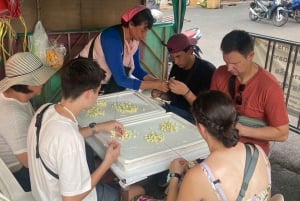 バンコクの花市場とタイの花の芸術