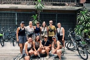 Passeio de bicicleta de dia inteiro em Banguecoque com transporte de barco e almoço