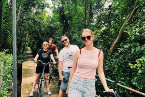 Passeio de bicicleta de dia inteiro em Banguecoque com transporte de barco e almoço