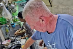 Bangkok: Heldags hopp-på-hopp-av-vandring med minigruppe