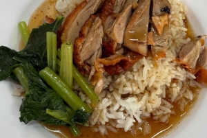 Bangkok: Giant Swing Street Food Tour with 14+ Local Dishes