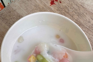 Bangkok: Giant Swing Street Food Tour with 14+ Local Dishes