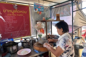 Bangkok: Giant Swing Street Food Tour with 14+ Local Dishes