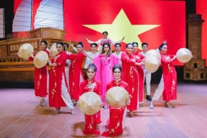 Bangkok: Golden Dome Cabaret Show Entry Ticket