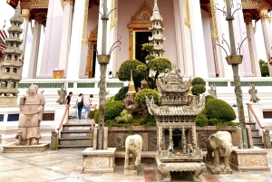 Bangkok: poranna wycieczka na Złotą Górę i do Marmurowej Świątyni – tuk tuk