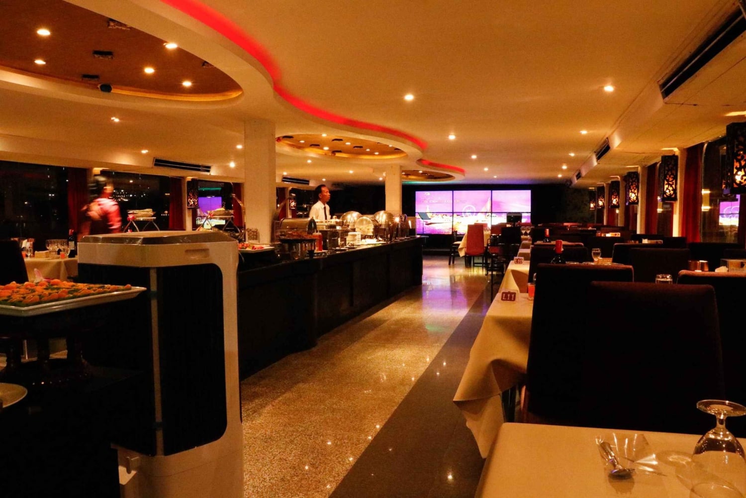 Bangkok: Rejs kolacyjny Grand Chao Phraya z pokazem na żywo