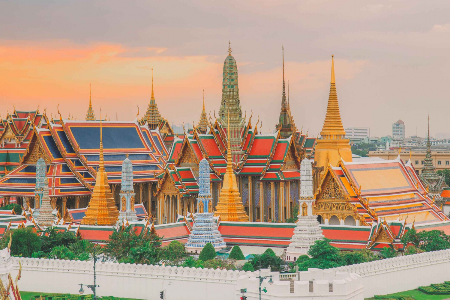 Bangkok: Grand Palace and Emerald Buddha Half-Day Tour